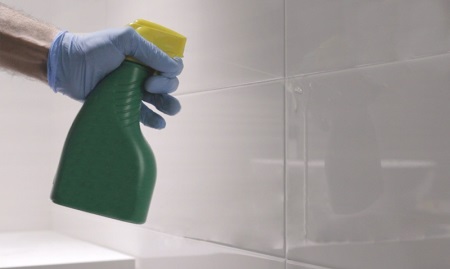 The correct household detergents for tiles