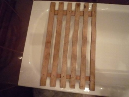 Ръчно изработена дървена сушилня за дрехи