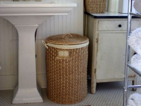Conseils pour choisir un panier à linge pour la salle de bains