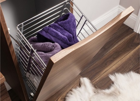 Nevýhody koupelnové skříňky s košem na prádlo