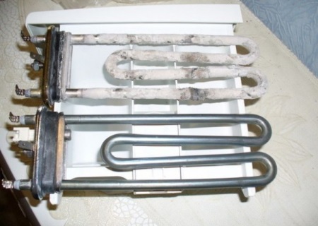 Tiszta és vízkőmentesített mosógép fűtőelemek