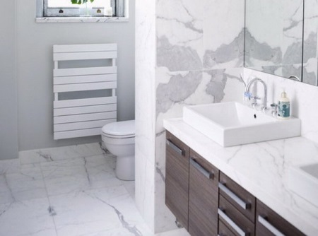 Tanácsok a fürdőszobai fali fűtőtestek kiválasztásához