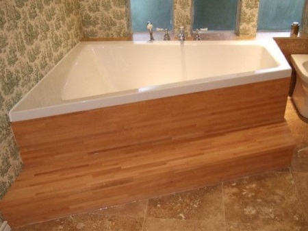 Baignoire triangulaire en acrylique