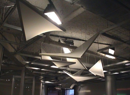 Usædvanligt High-Tech loft på badeværelset 