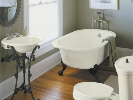 Banheira Elegansa numa casa de banho estilo retro