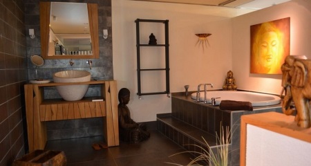 Japanese Style in the bathroom 