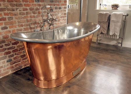 Bañera de hierro y acero