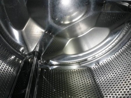 Tamburo della lavatrice pieno d'acqua - Controllare se ci sono rumori insoliti