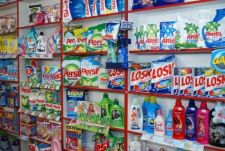 Μπορώ να χρησιμοποιήσω σκόνη πλυσίματος χεριών στο πλυντήριο ρούχων - συμβουλές για την επιλογή SMS για το πλυντήριο ρούχων σας;