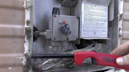 Plynové spotrebiče s ručným zapaľovaním