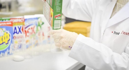 Automatische Waschmaschinenwaschmittelprüfung