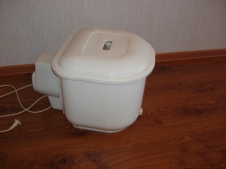 Washing machine for summer homes without running water