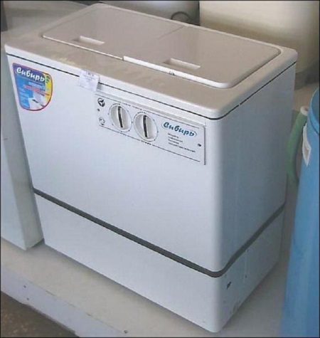 Mașină de spălat semiautomată Sibir