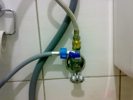 Purpose of a Tee Connected to the Water Supply and Washing Machine