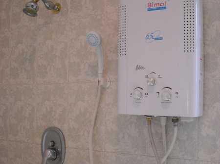 The structure and principle of work of gas columns