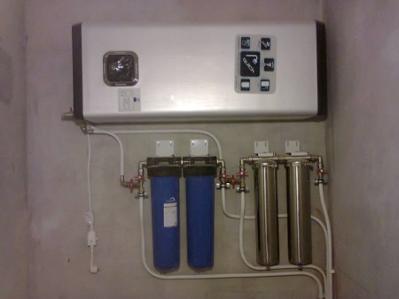 Filtri dello scaldabagno a monte della caldaia