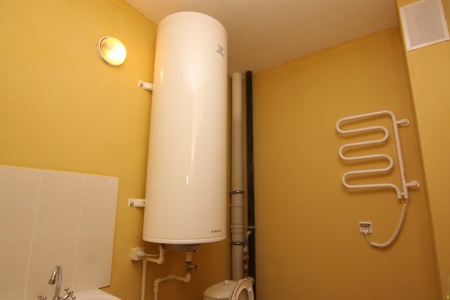 Nástenná plynová fľaša