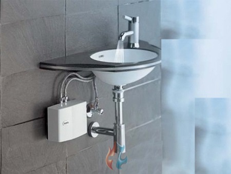 Θερμοσίφωνας νερού στη βρύση