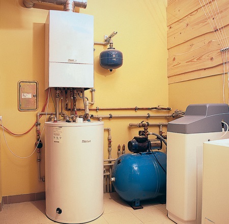 Panna och dubbelkrets panna ansluten