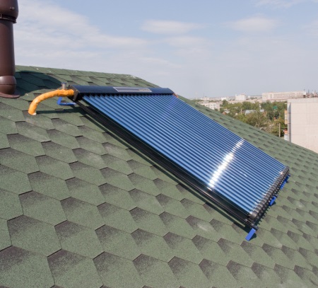 Sončni grelnik vode